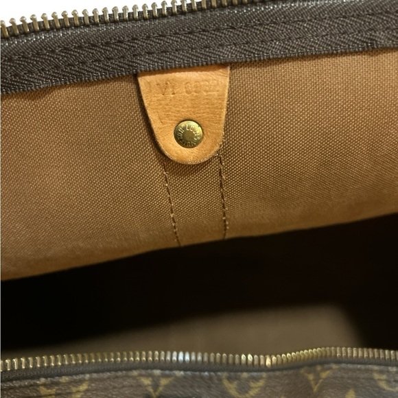 Louis Vuitton Monogram Canvas Keepall Boston Bandouliere 55 Travel Tote Bag - Picture 12 of 14